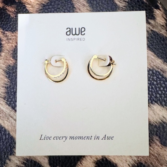 Awe Inspired Jewelry - Awe Inspired White Topaz double hoop Huggies gold